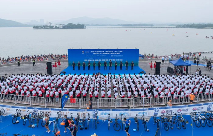 333体育-5.1:致敬社会担当,致敬体育用品业的“平凡人”